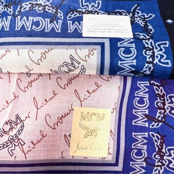 New MCM men/ women Handkerchief/ mini scarf cotton 19.5" Blue beige Log Print(99 - Picture 7 of 8